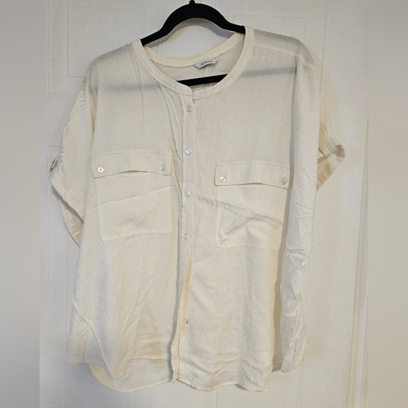 Reitmans Tops - Womens XL top button down shirt white Reitmans short sleeve soft oversized